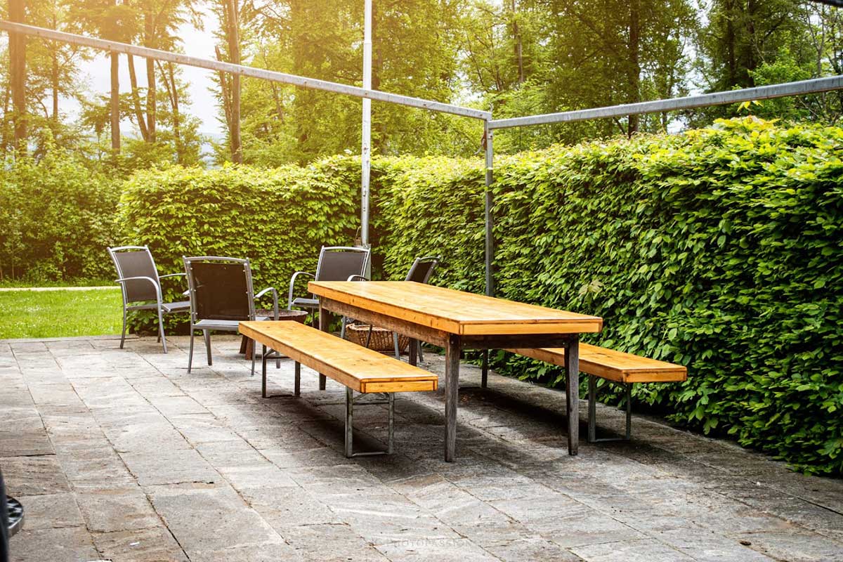 Latte%20and%20croissant